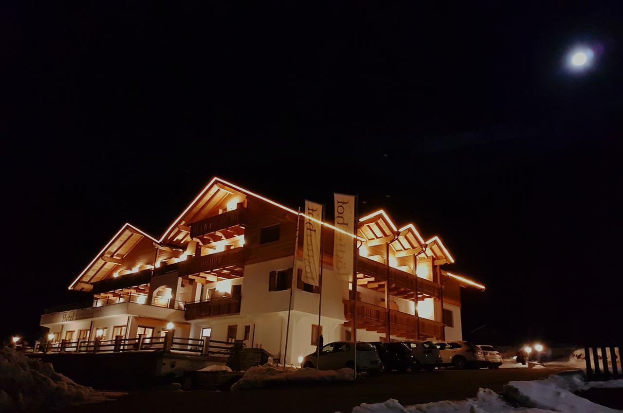 Hotel Foestlerhof ヴィラ・オットーネ エクステリア 写真